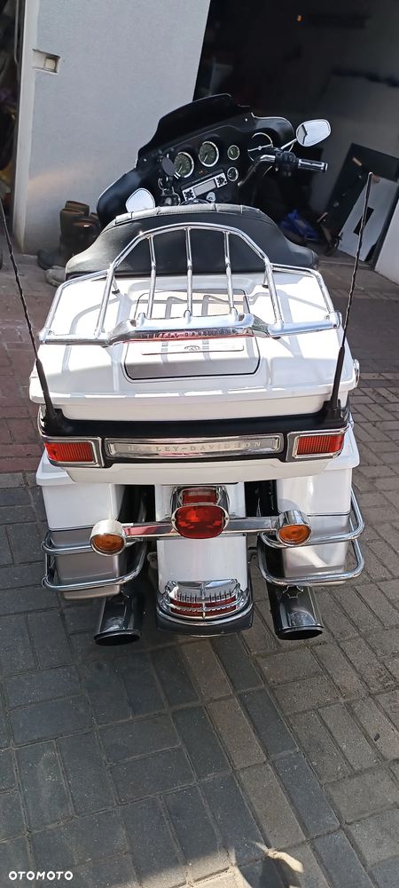 Harley-Davidson FLHTCU Ultra - 4