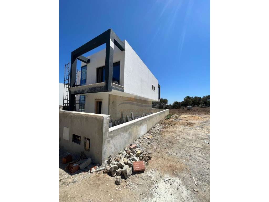 Preço Sob Consulta!
Moradia dos Sonhos três suites com Piscina pai... - Grande imagem: 2/29