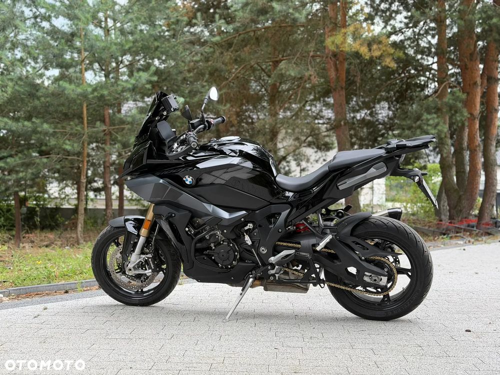 BMW XR - 1