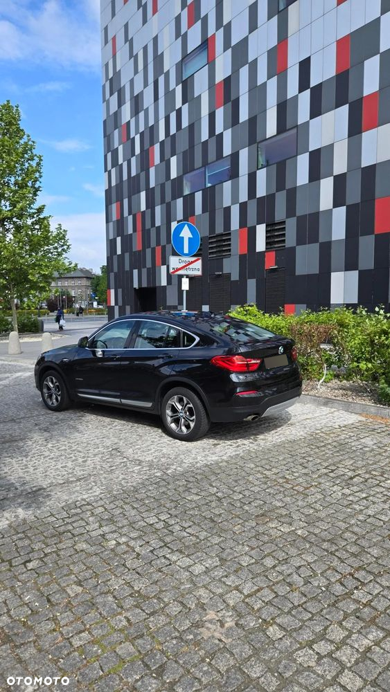 BMW X4 xDrive20i xLine - 2