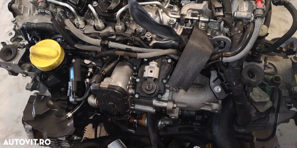 Motor M9R 2.0 dci Trafic Vivaro Laguna Qashqai Megane Espace injectoare pompa inalte - 2