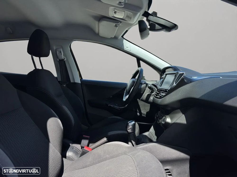 Peugeot 208 1.6 BlueHDi Style - 13