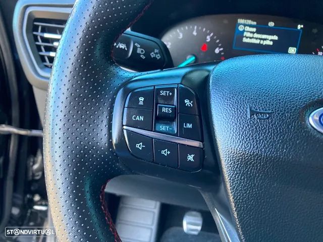 Ford Focus SW 1.0 EcoBoost Hybrid ST-LINE - 18