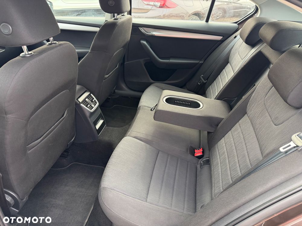 Skoda Octavia - 6