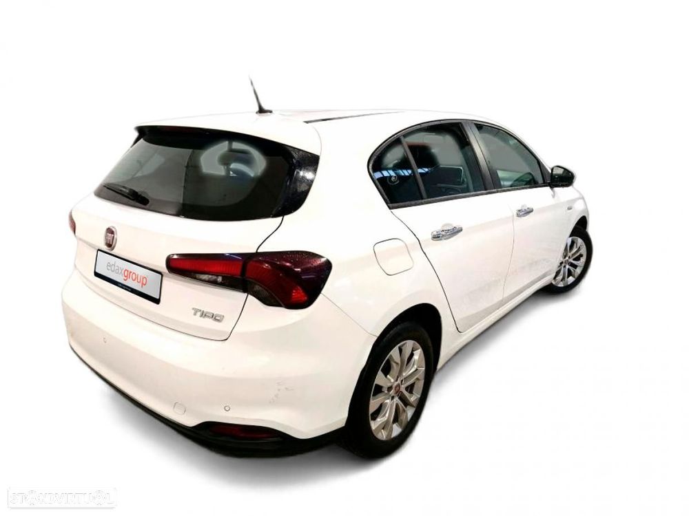 Fiat Tipo 1.3 M-Jet Lounge - 2