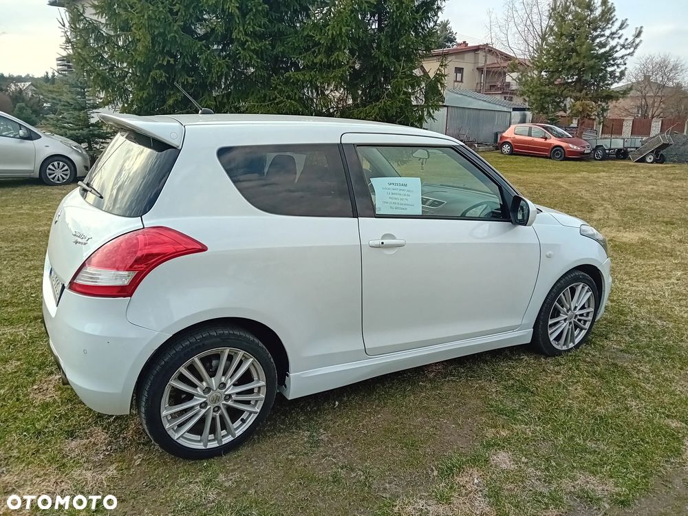 Suzuki Swift 2012 photo 5