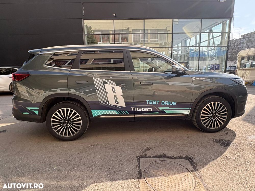 Chery Tiggo 8 1.6 TGDI 7DCT Luxury - 4