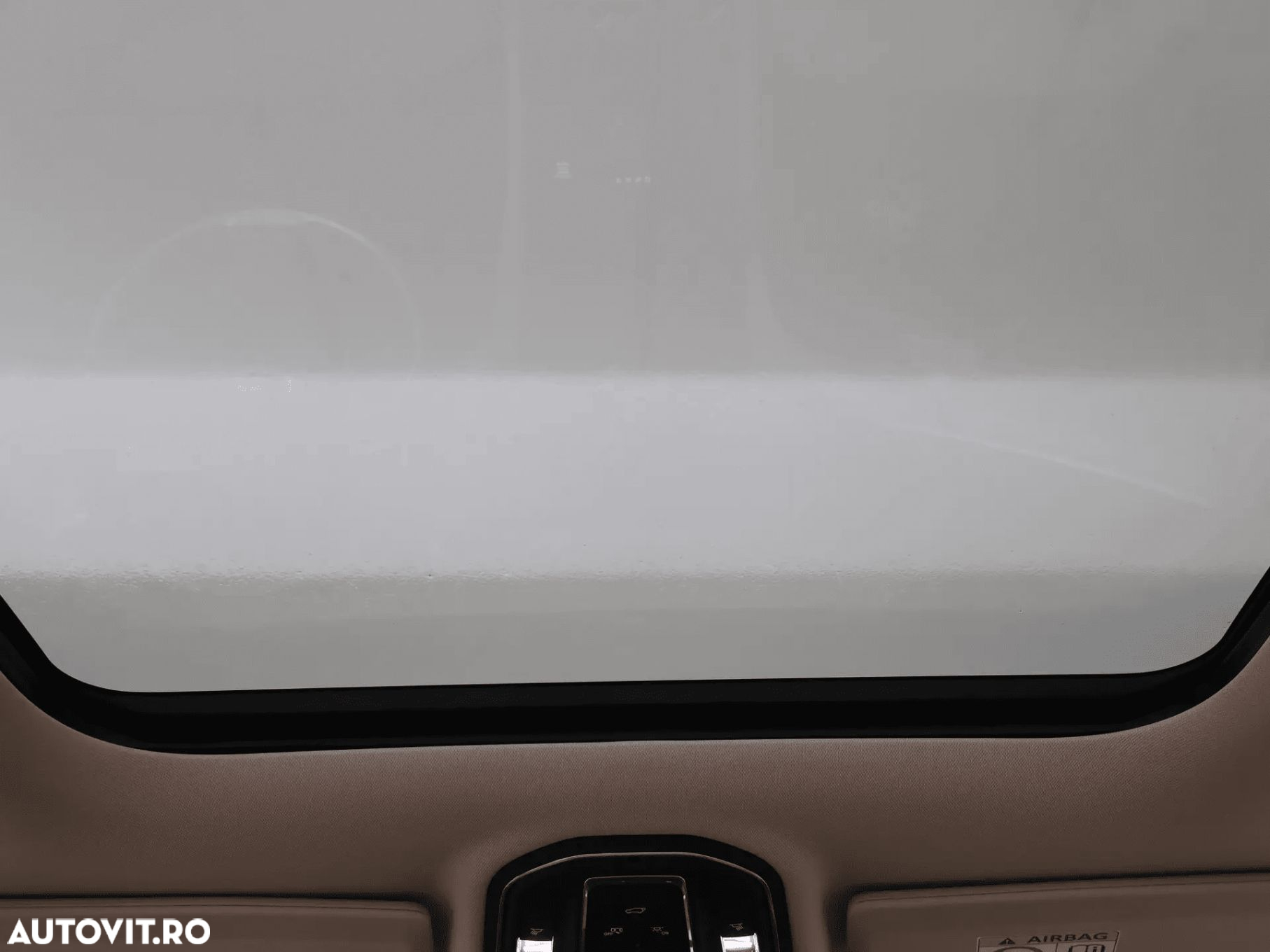 Jeep Grand Cherokee - 15