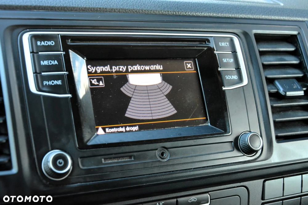 Volkswagen Transporter T6 TDI L2H1 - 24