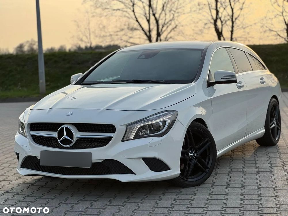 Mercedes-Benz CLA 220 (CDI) d AMG Line - 1