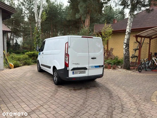 Ford TRANSIT CUSTOM - 3