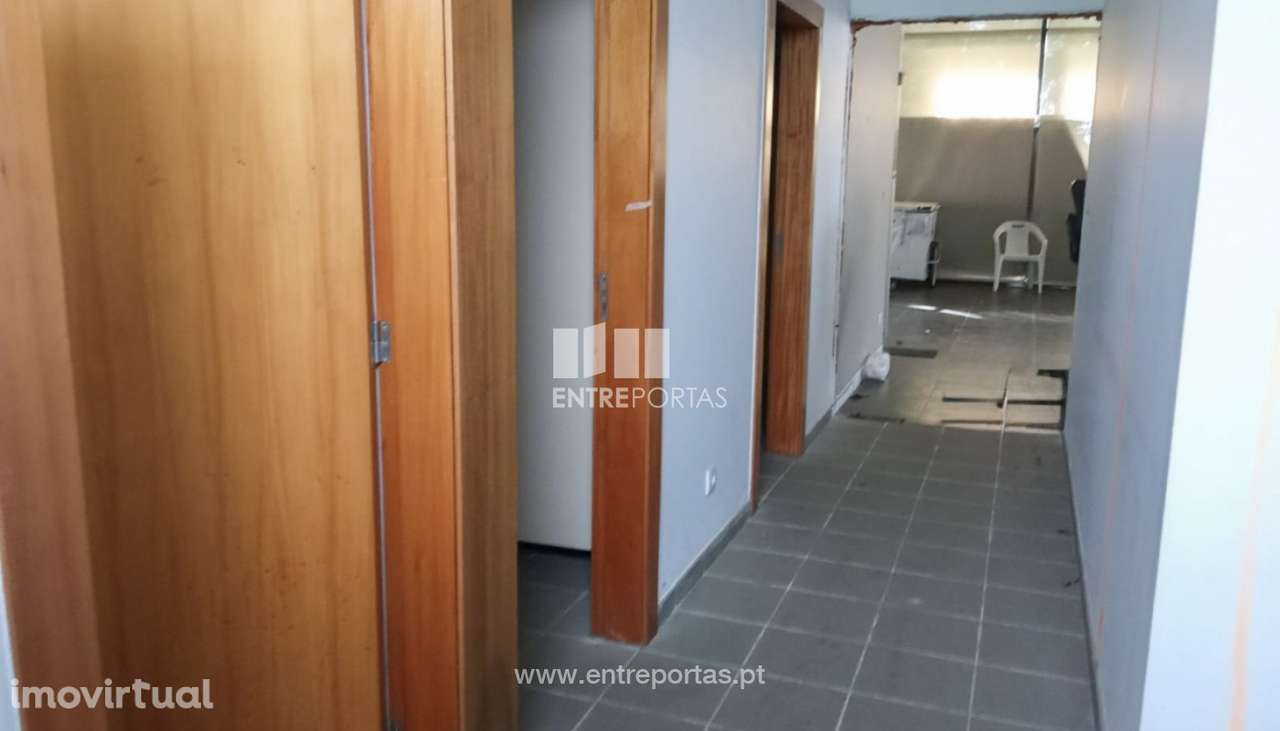 Venda de Espaço Comercial, Subportela, Viana do Castelo. - Grande imagem: 5/17