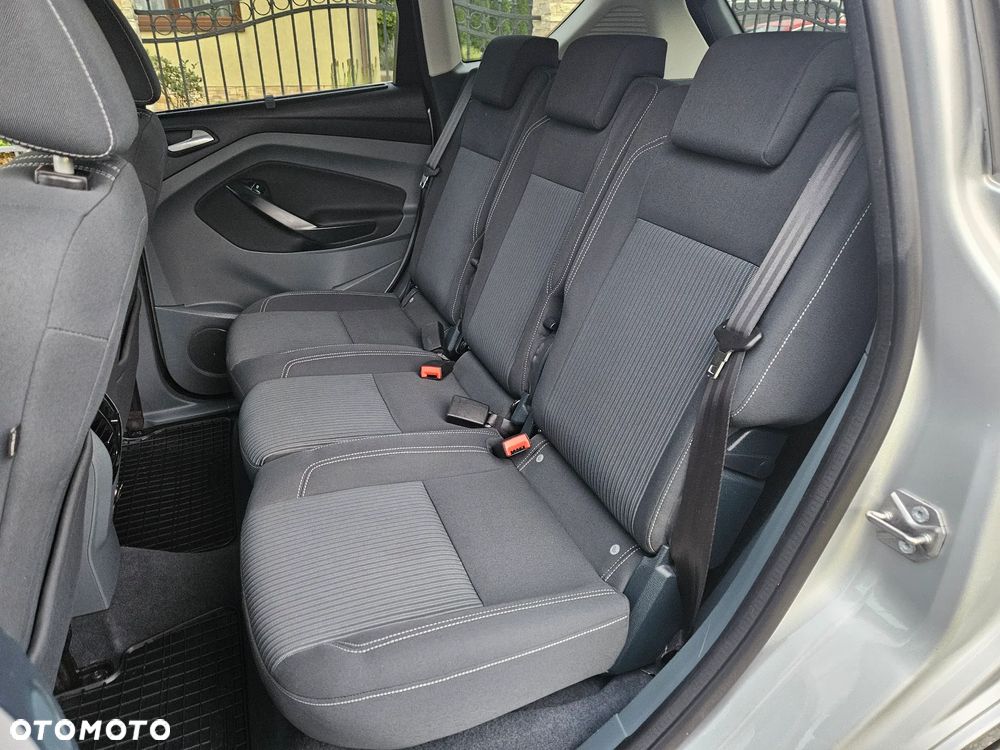 Ford C-MAX - 38