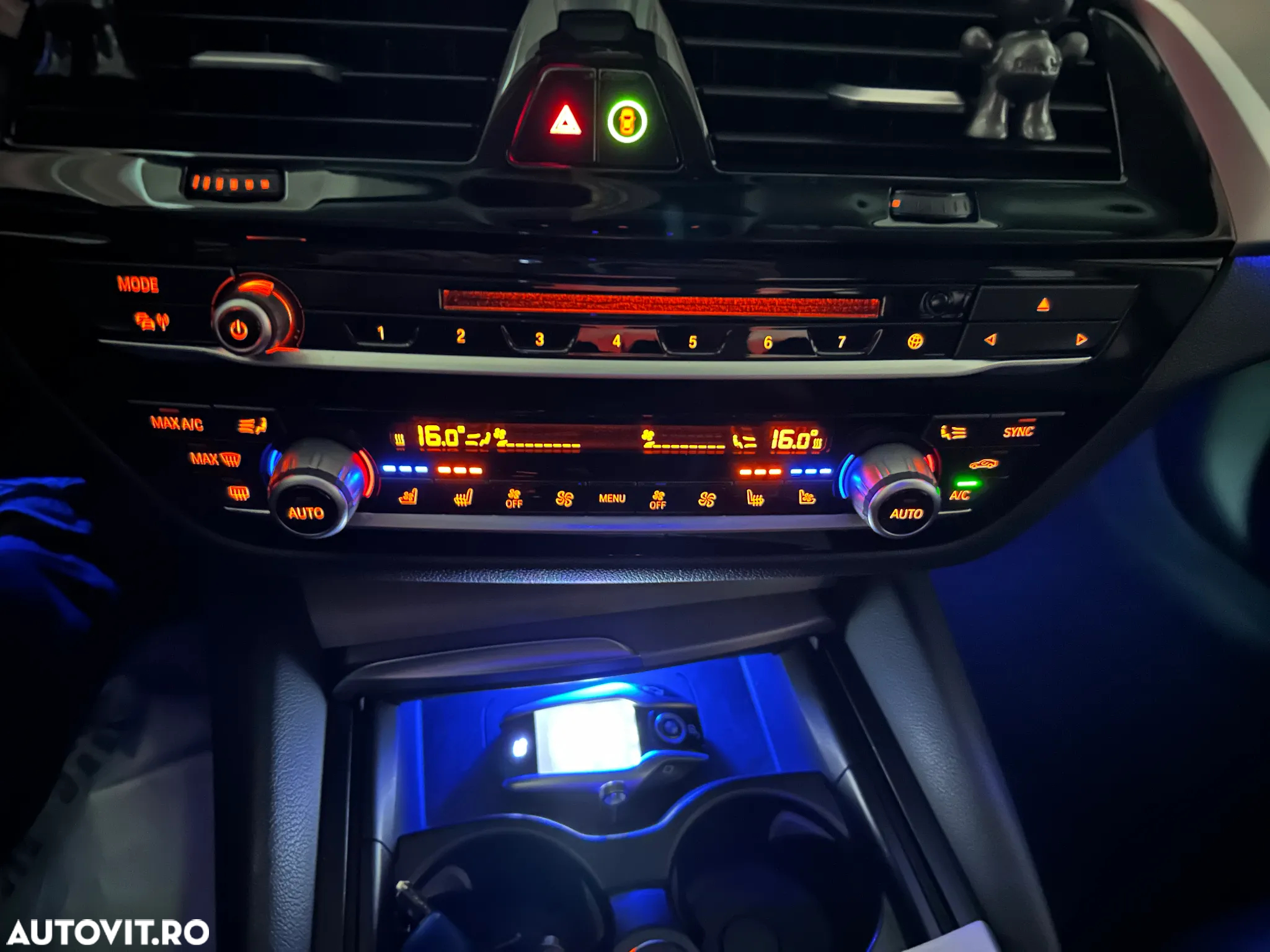 BMW Seria 5 530d Aut. Luxury Line - 16