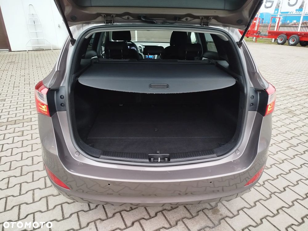 Hyundai i30 1.6 Premium - 15