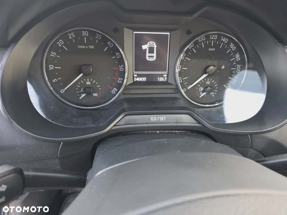 Skoda Octavia 1.6 TDI Green tec Ambition - 25