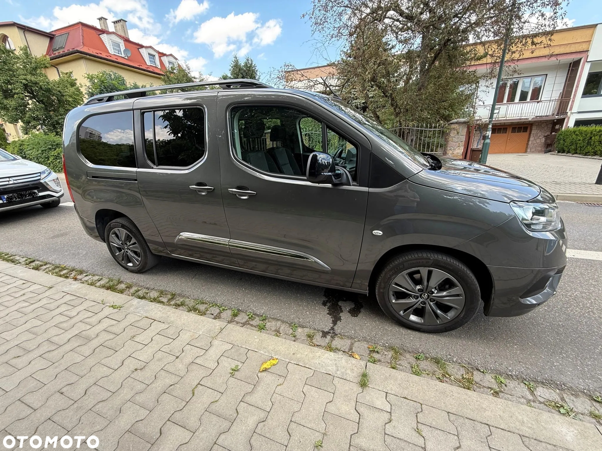 Toyota Proace City Verso Long 1.5 D-4D Family - 6