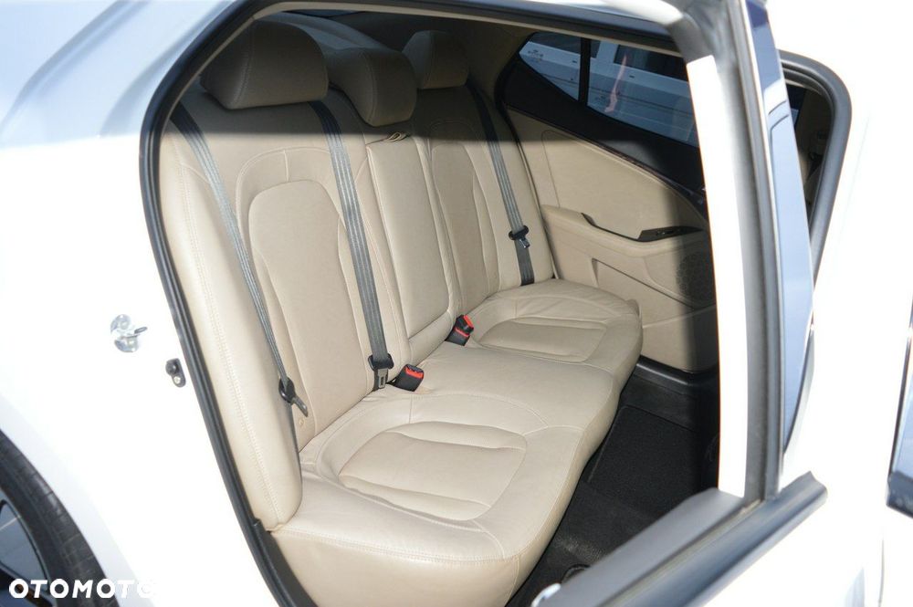 Kia Optima 2.0 Hybrid XL - 32