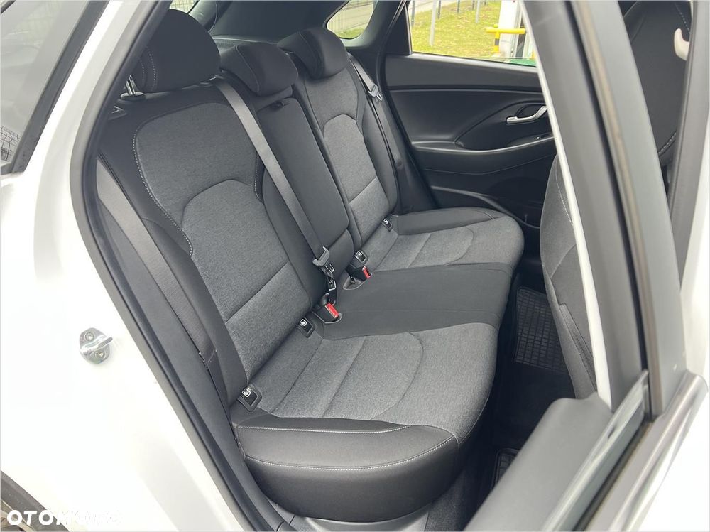 Hyundai i30 1.5 DPI Comfort - 21