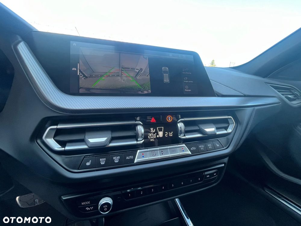 BMW Seria 1 118d Edition M Sport Shadow - 14