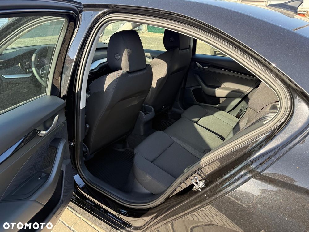 Skoda Octavia 1.5 TSI Selection - 6
