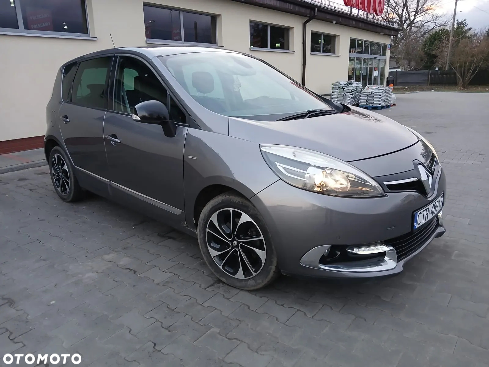 Renault Scenic - 9