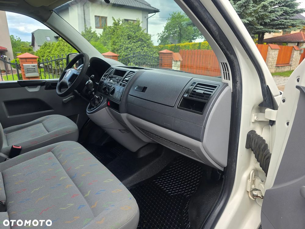 Volkswagen Transporter - 13