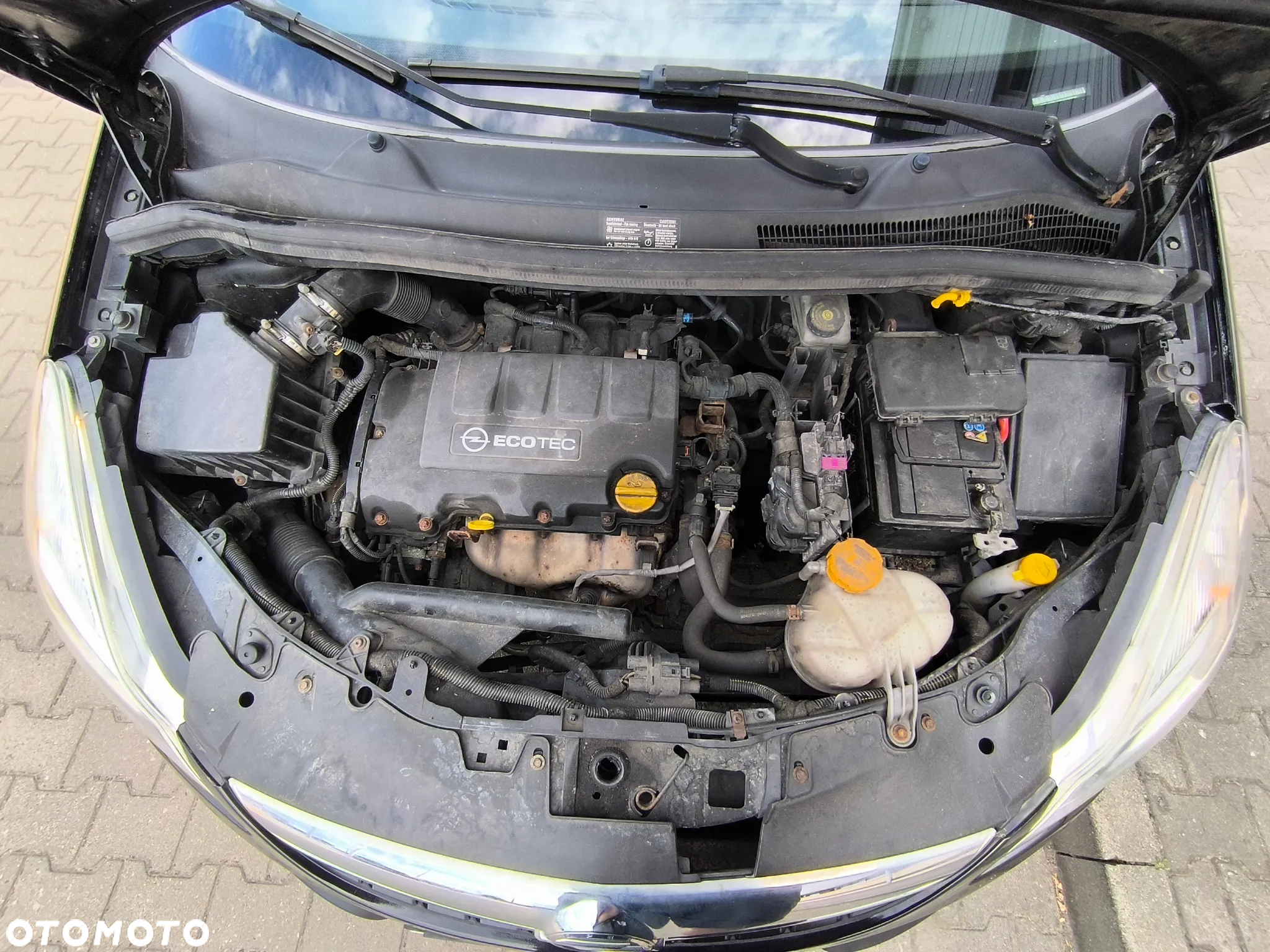 Opel Corsa 1.2 16V Enjoy - 23