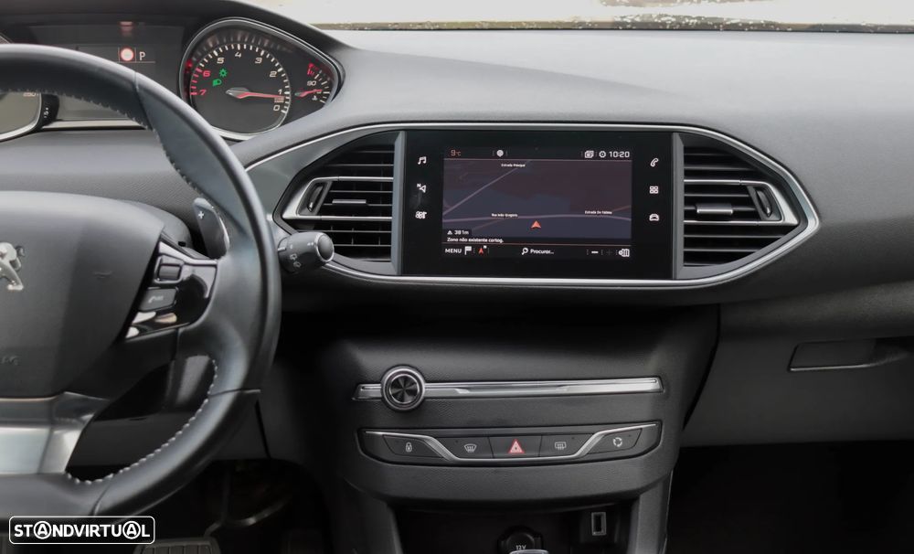 Peugeot 308 PureTech 130 EAT8 Allure - 16