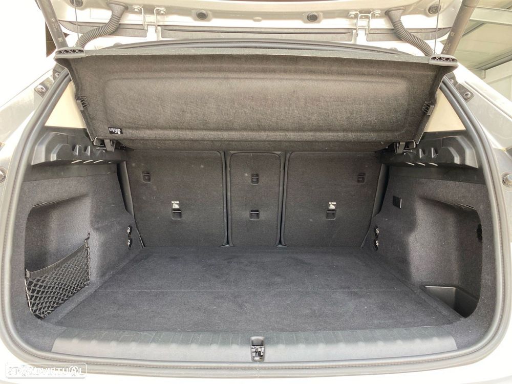 BMW iX1 eDrive20 xLine - 13