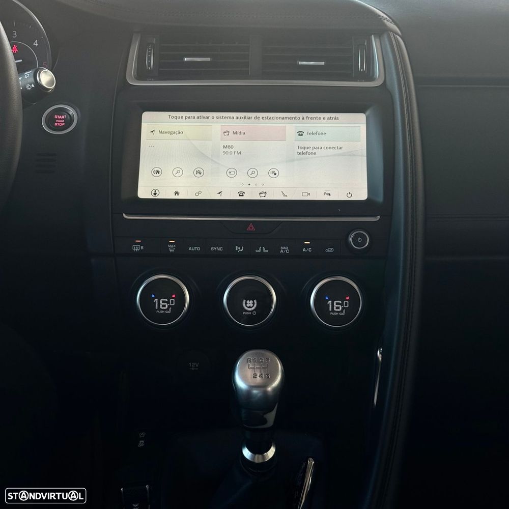 Jaguar E-Pace 2.0 i4D R-Dynamic S - 35