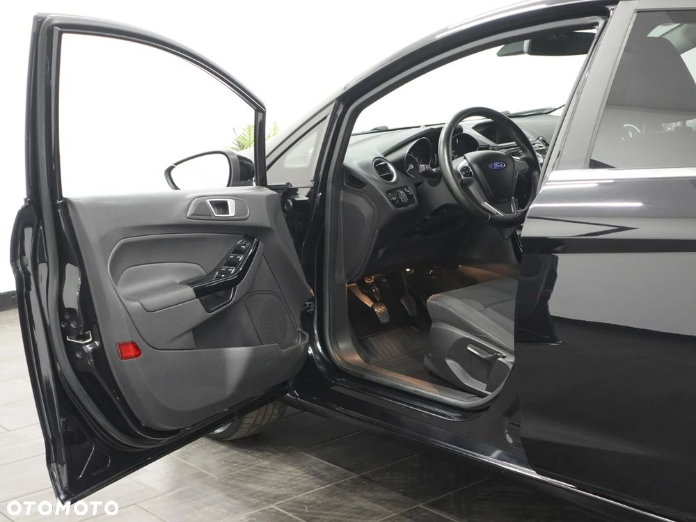 Ford Fiesta 1.0 EcoBoost Titanium - 16