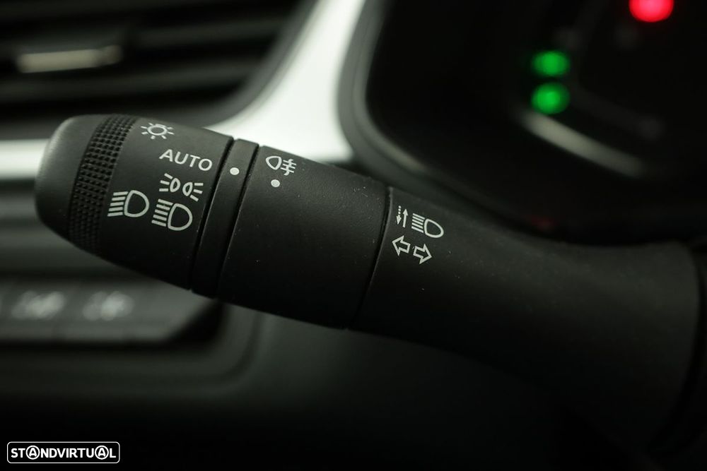 Renault Captur 1.0 TCe Techno Bi-Fuel - 16