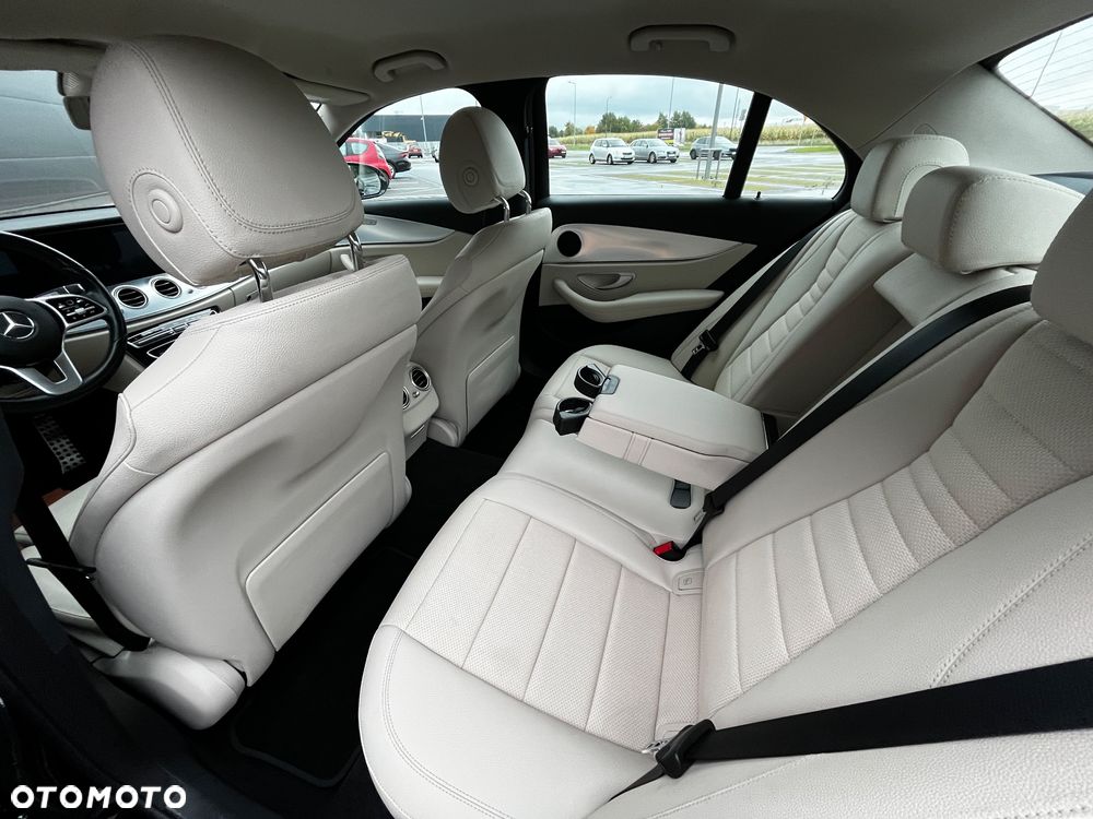 Mercedes-Benz Klasa E 200 d Business Edition 9G-TRONIC - 21