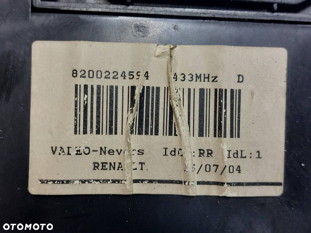 CZYTNIK KART RENAULT LAGUNA II 8200224594 ID: 239381 - 2
