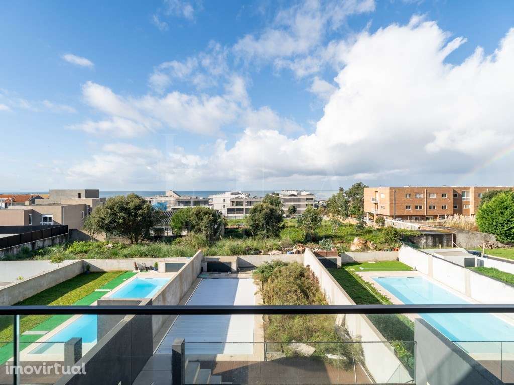 MORADIA DE LUXO T4 NA PRAIA DOS SALGUEIROS - Grande imagem: 4/57