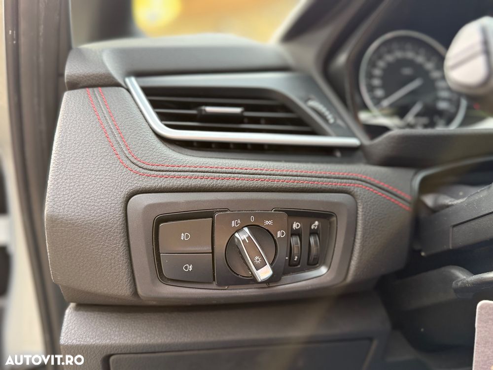 BMW Seria 2 218d - 38