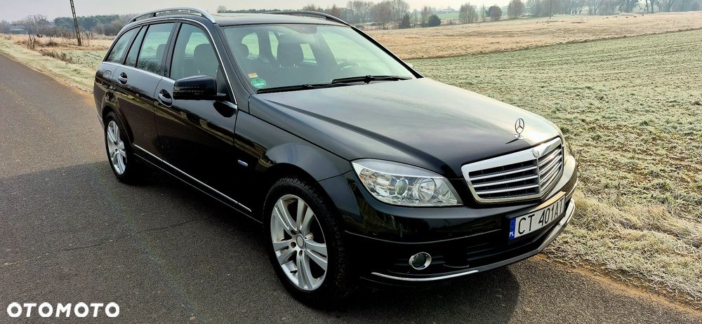 Mercedes-Benz Klasa C 180 CGI Automatik BlueEFFICIENCY - 16