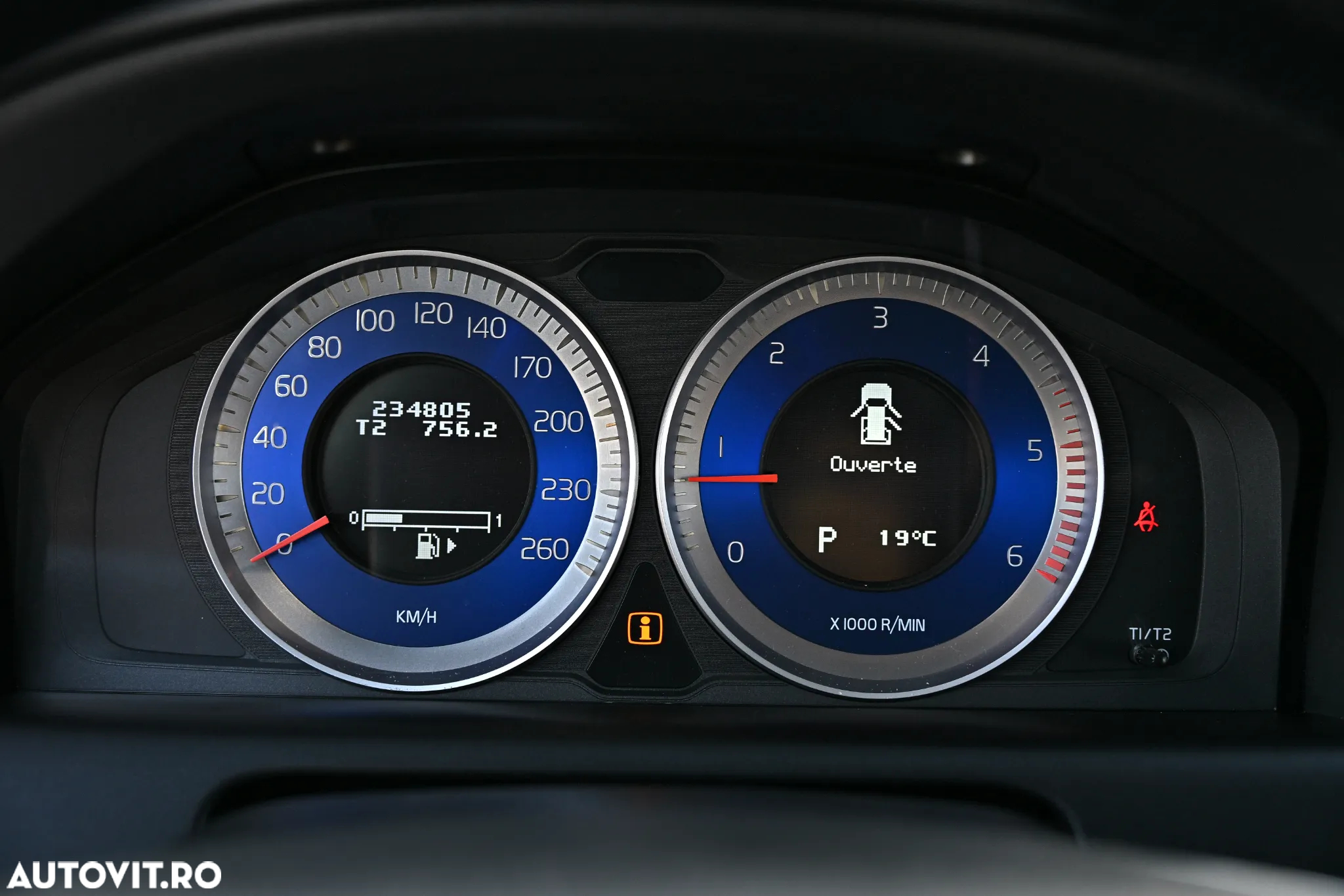 Volvo XC 60 D5 AWD Aut. RDesign - 27