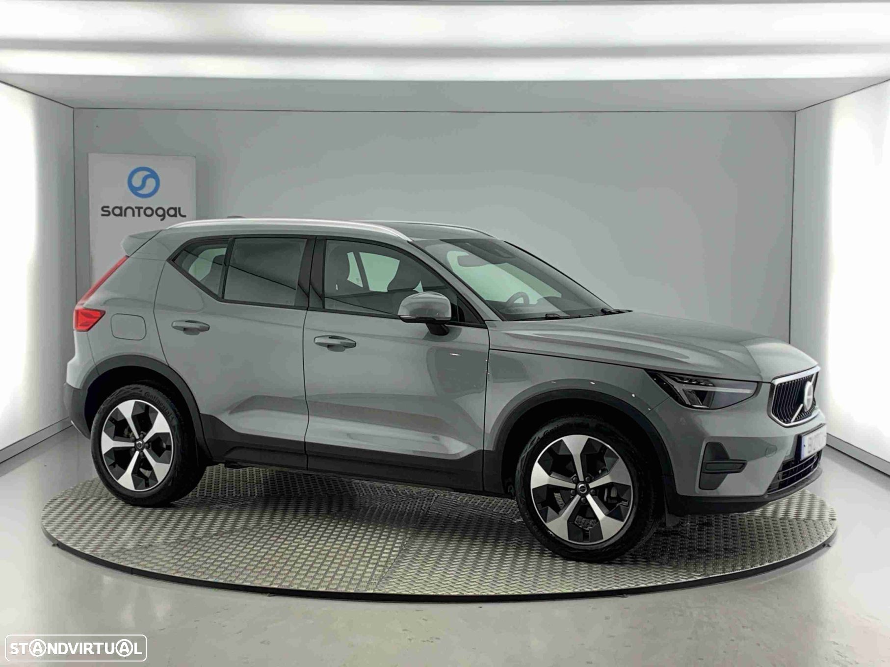 Volvo XC 40 1.5 T2 Core Auto - 1