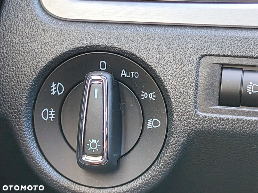 Skoda RAPID - 35