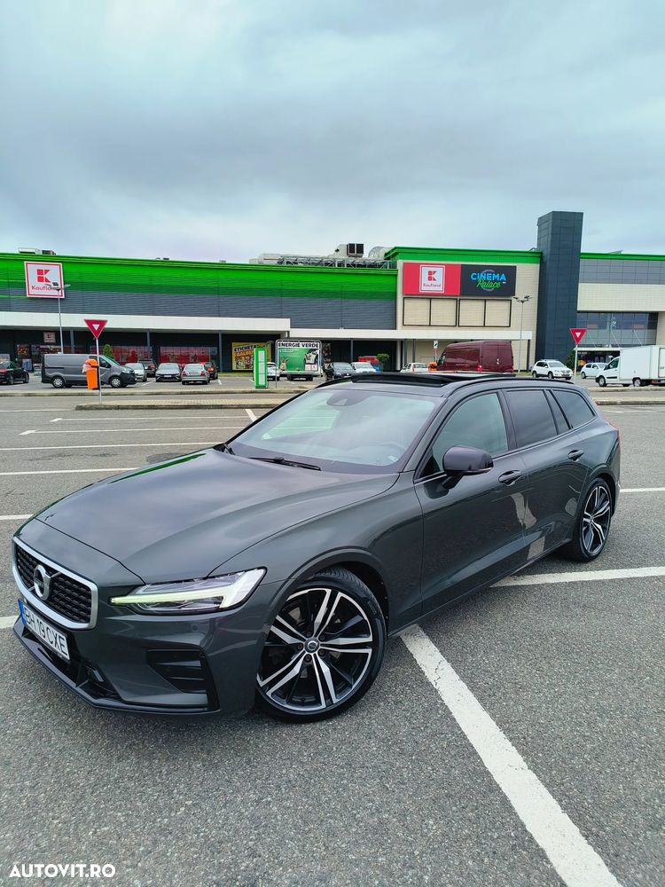 Volvo V60 D4 Geartronic R-Design - 1