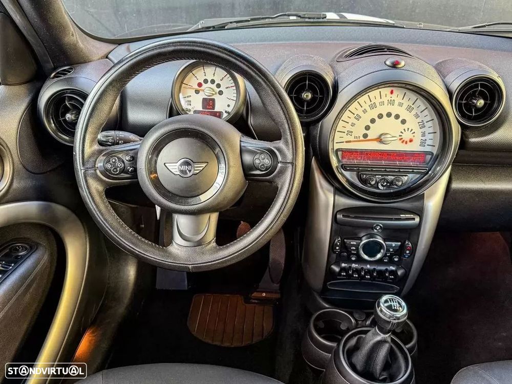 MINI Countryman One D - 6