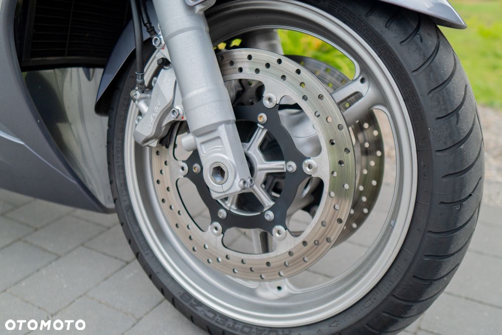 Yamaha FJR - 11