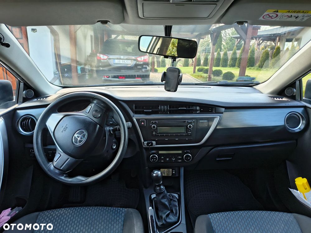 Toyota Auris 1.6 Active - 9