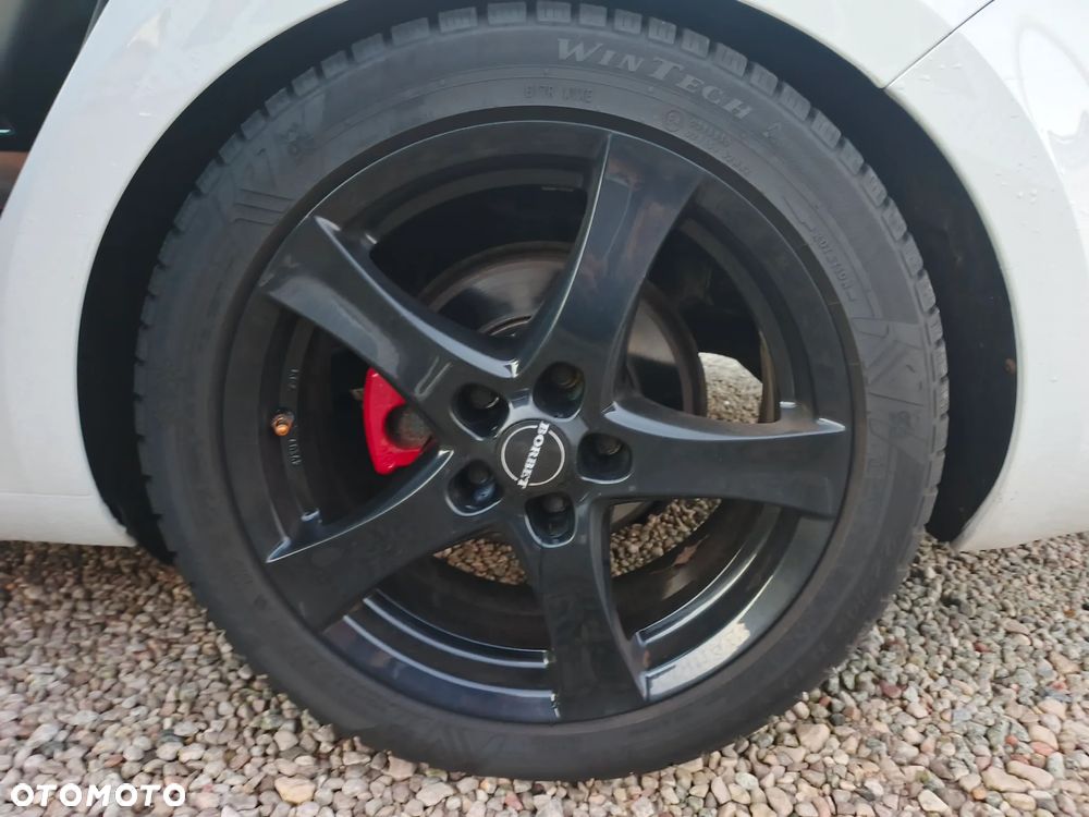 Skoda Octavia 2.0 TDI RS Challenge DSG - 10