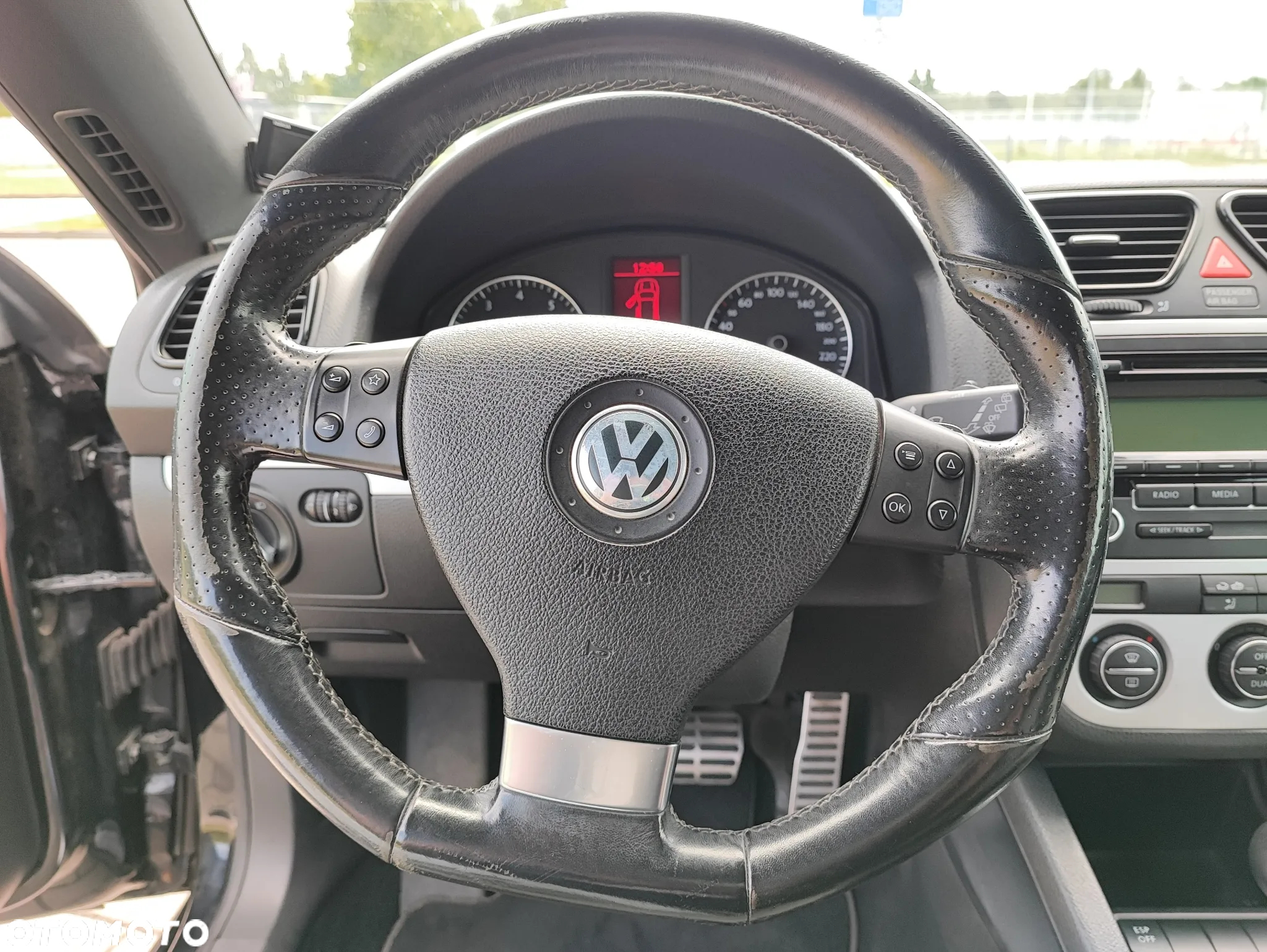 Volkswagen Scirocco 2.0 TSI DSG - 15