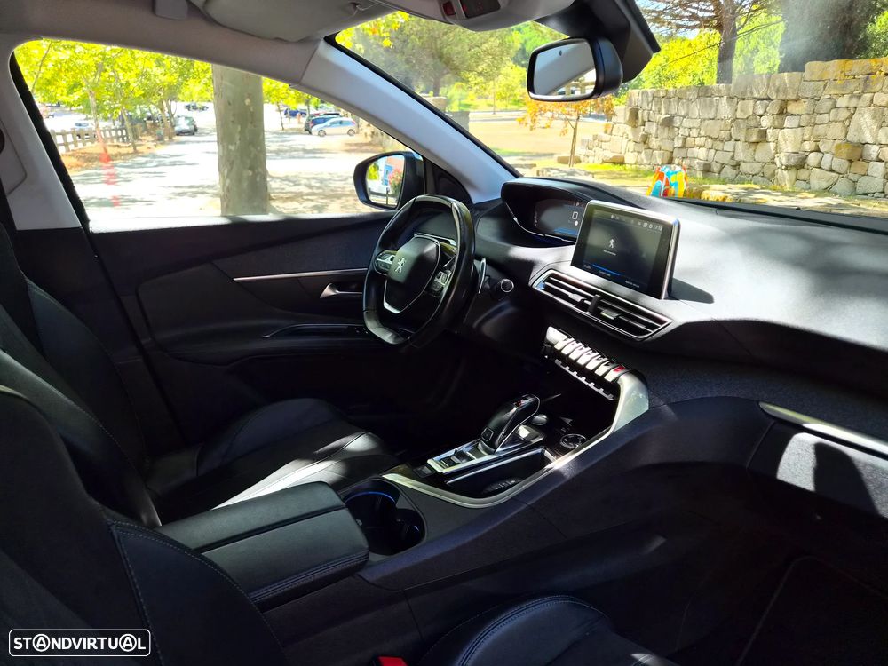 Peugeot 3008 PureTech 130 Stop & Start GPF EAT8 Crossway - 13