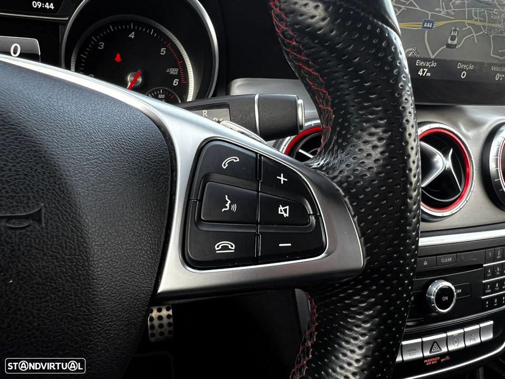 Mercedes-Benz CLA 220 d Shooting Brake AMG Line Aut. - 18