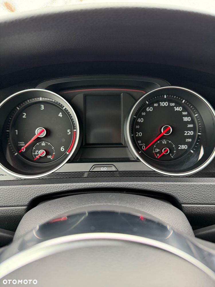 Volkswagen Golf - 15